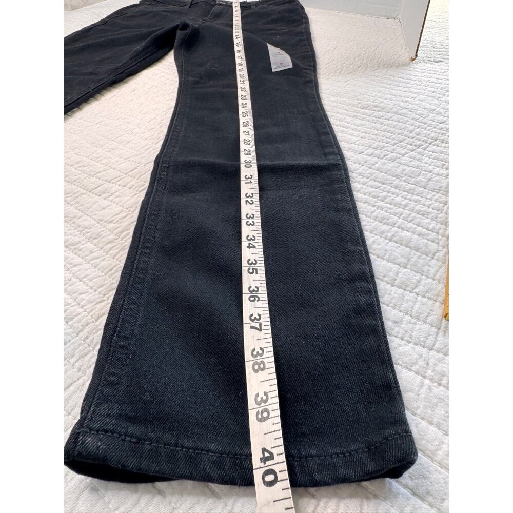 NWOT Old Navy High Rise Wow Straight Leg Black Casual Womens Jeans SZ 8 - Picture 7 of 7